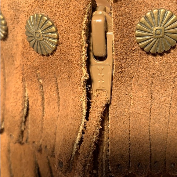 Minnetonka - Double Fringe Zip-up Boot - Picture 8 of 13